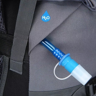 el caminar de la prenda impermeable del peso ligero 60L hace excursionismo las mochilas impermeables de los 70cm
