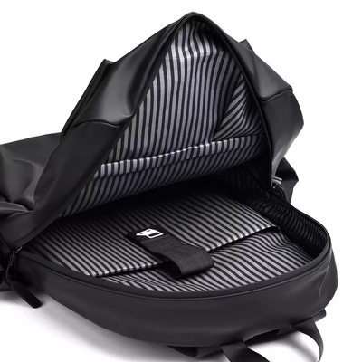 El ordenador portátil elegante de la prenda impermeable los 43cm hace excursionismo la capacidad de Lap Top Ruck Sack Big del viaje de BSCI