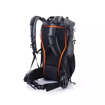 Mochila que camina impermeable negra del ODM mochila de la escalada de 65 litros al aire libre