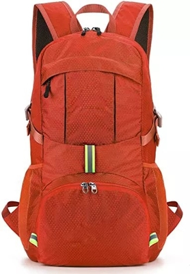 las mujeres 30L impermeabilizan caminar la mochila plegable ultraligera del viaje de la mochila 0.1kg