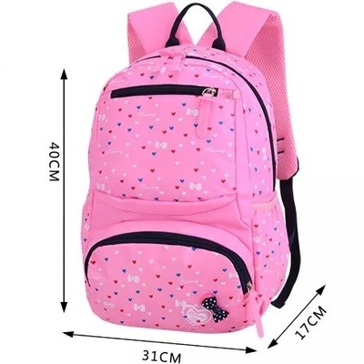 Las mochilas para las muchachas enseñan a niños lindos hacen excursionismo la fiambrera aislada Bookbags fijaron el bolso