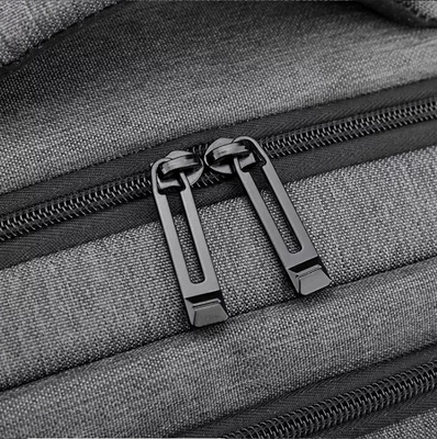 El ordenador portátil del negocio de 15,6 pulgadas hace excursionismo la mochila impermeable del viaje con Usb 28*16*42 cm