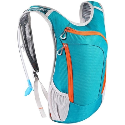 mochila única de la agua corriente 2L que completa un ciclo caminando la mochila con la vejiga del agua