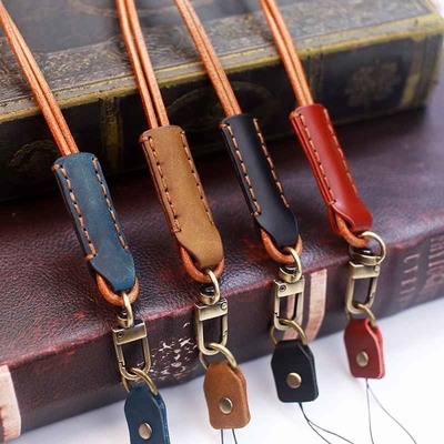 Correa universal del teléfono de Lanyard Strap Adjustable Leather Neck del teléfono del OEM con el metal del remiendo